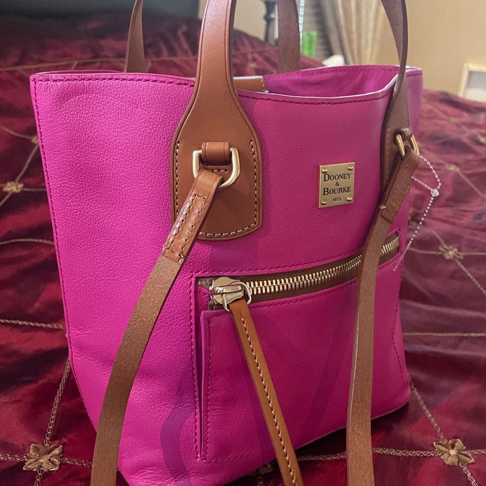 Dooney & Bourke Small Jenny Bag Fuchsia. Never been worn.